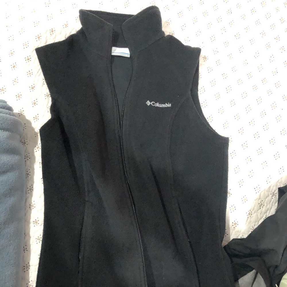 Columbia fleece vest